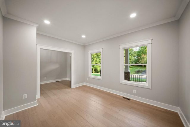 8020 PINNACLE RIDGE DR, Manassas, VA 20112