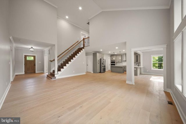 8020 PINNACLE RIDGE DR, Manassas, VA 20112