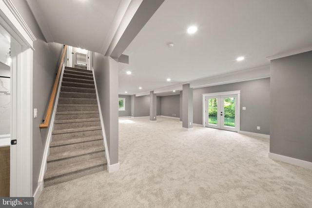 8020 PINNACLE RIDGE DR, Manassas, VA 20112