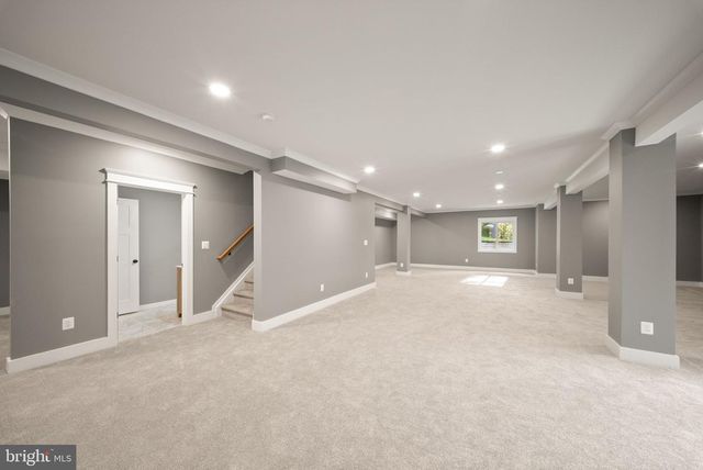 8020 PINNACLE RIDGE DR, Manassas, VA 20112