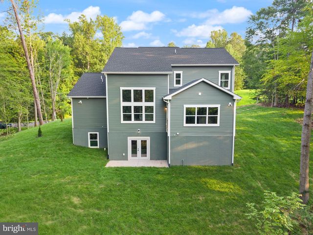 8020 PINNACLE RIDGE DR, Manassas, VA 20112