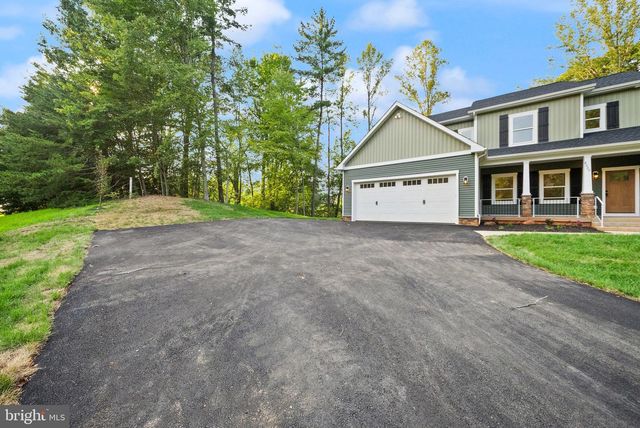 8020 PINNACLE RIDGE DR, Manassas, VA 20112
