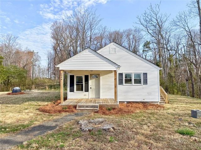3546 N Old 52 Road, Pinnacle, NC 27043