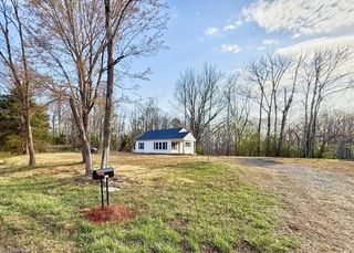3546 N Old 52 Road, Pinnacle, NC 27043