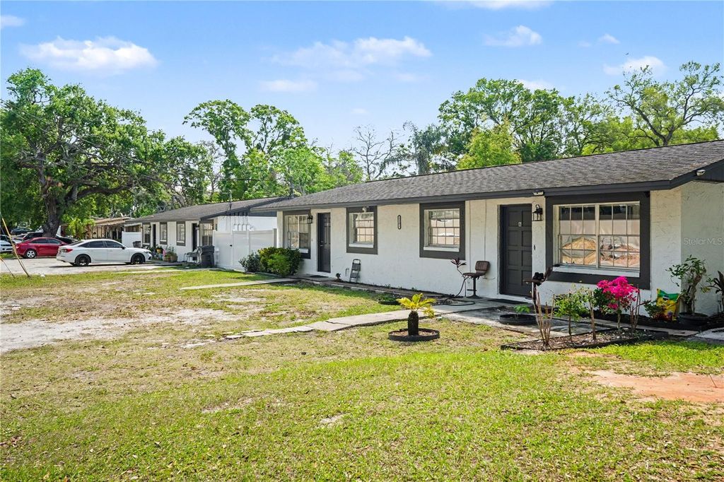 Image 14 of property listing at 14207 N 12TH STREET A, Tampa, FL 33613