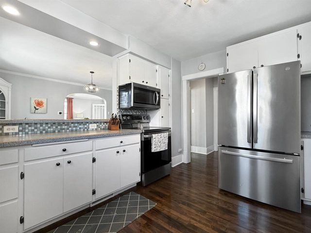 1612 17TH AVENUE, Menominee, MI 49858