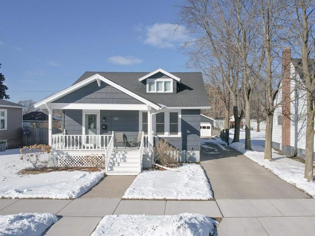 1612 17TH AVENUE, Menominee, MI 49858