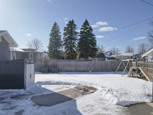 1612 17TH AVENUE, Menominee, MI 49858