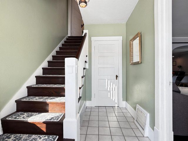 1612 17TH AVENUE, Menominee, MI 49858