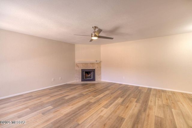 6255 N Camino Pimeria Alta Apt 37, Tucson, AZ 85718