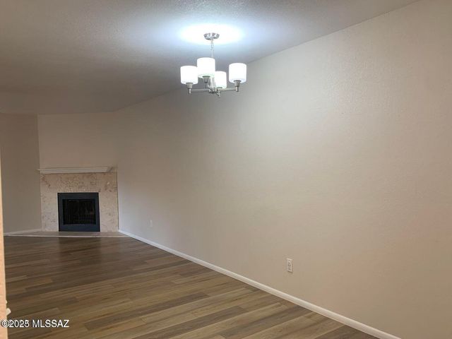 6255 N Camino Pimeria Alta Apt 37, Tucson, AZ 85718