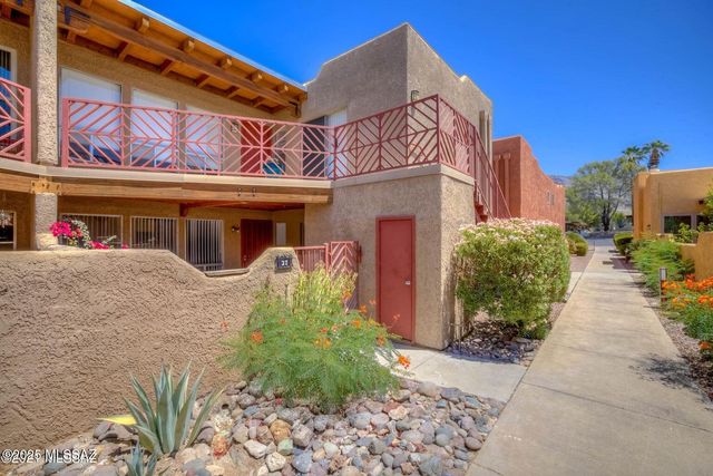 6255 N Camino Pimeria Alta Apt 37, Tucson, AZ 85718