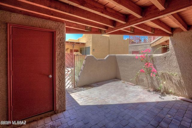 6255 N Camino Pimeria Alta Apt 37, Tucson, AZ 85718