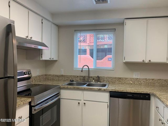 6255 N Camino Pimeria Alta Apt 37, Tucson, AZ 85718