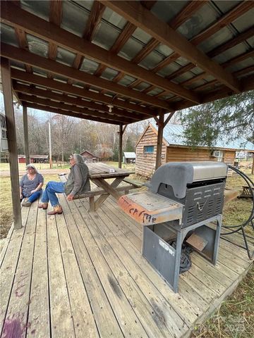 166 Cheryls Pass None, Love Valley, NC 28625