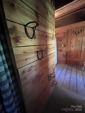 166 Cheryls Pass None, Love Valley, NC 28625