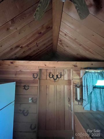 166 Cheryls Pass None, Love Valley, NC 28625