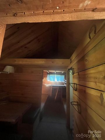 166 Cheryls Pass None, Love Valley, NC 28625