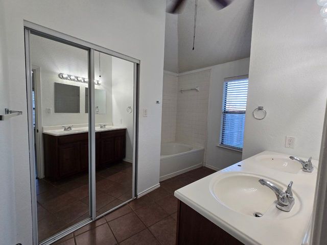 2081 Stillwater Place, Lewisville, TX 75067