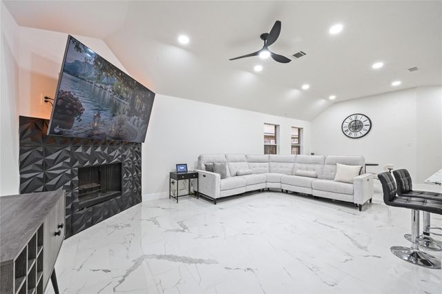 24027 Lestergate Drive, Spring, TX 77373
