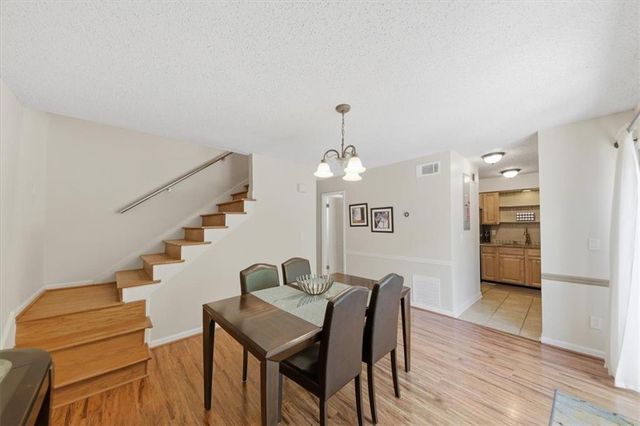 225 Triumph Drive NW, Atlanta, GA 30327