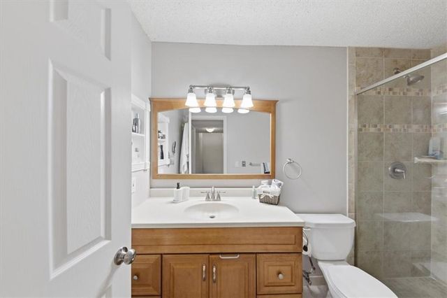 225 Triumph Drive NW, Atlanta, GA 30327