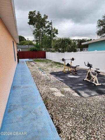 1976 Myrtle Jo Drive, Ormond Beach, FL 32174