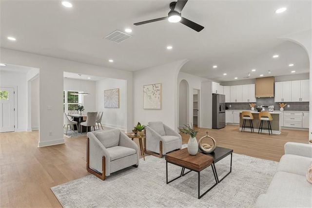 2195 Amberly Glen Way, Dacula, GA 30019