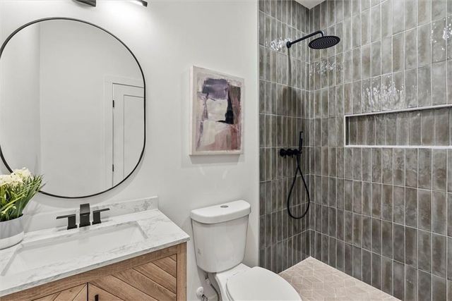 2195 Amberly Glen Way, Dacula, GA 30019