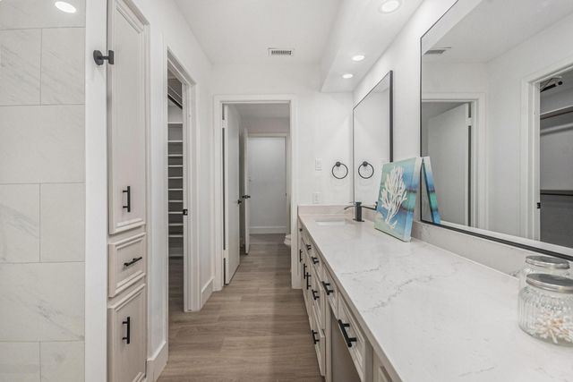 4334 Lake Grove Drive, Seabrook, TX 77586