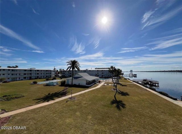 3009 N Halifax Avenue # 2, Daytona Beach, FL 32118