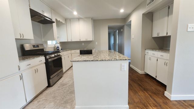 22 Southmont Drive, Little Rock, AR 72209