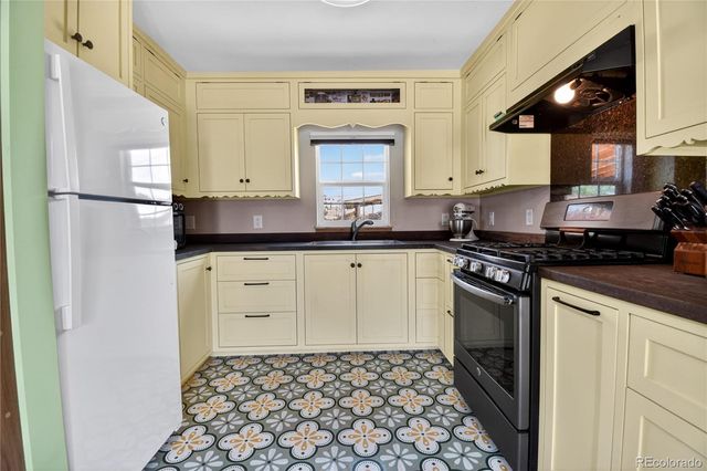 1708 Morrison Avenue, Pueblo, CO 81005