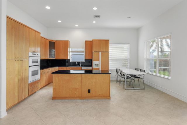 7012 Trentino Way, Boynton Beach, FL 33472