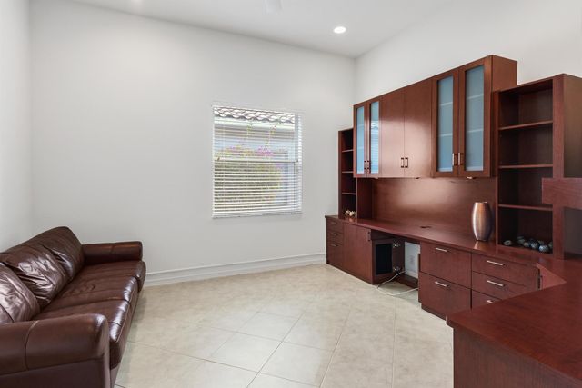 7012 Trentino Way, Boynton Beach, FL 33472