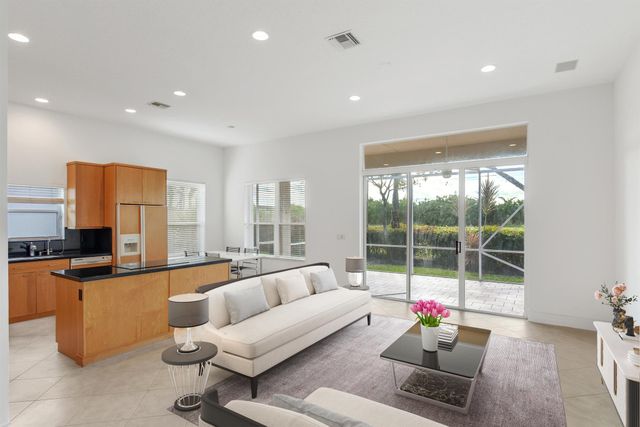 7012 Trentino Way, Boynton Beach, FL 33472