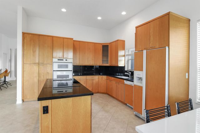 7012 Trentino Way, Boynton Beach, FL 33472