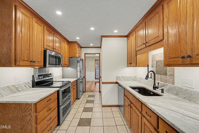 7613 Trappers Road, Fayetteville, NC 28311