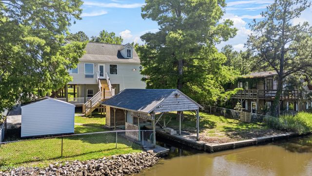 141 Sherrill Loop Road, Sneads Ferry, NC 28460