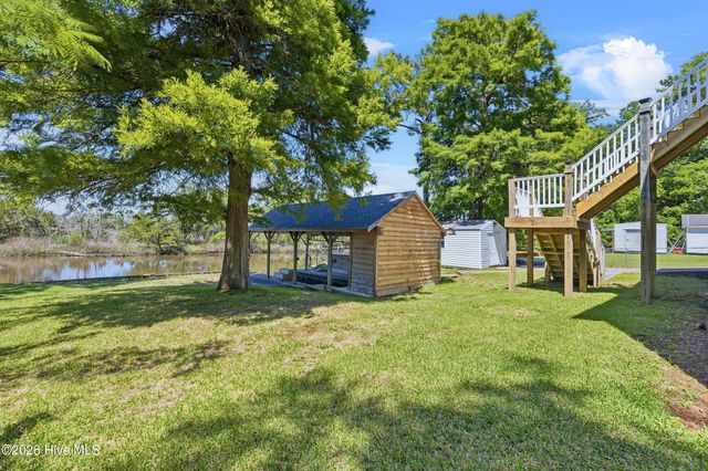 141 Sherrill Loop Road, Sneads Ferry, NC 28460