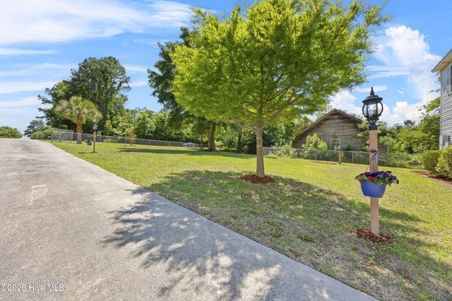 141 Sherrill Loop Road, Sneads Ferry, NC 28460