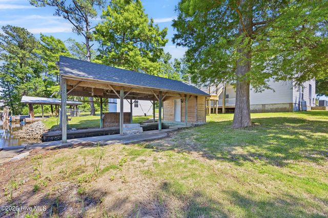 141 Sherrill Loop Road, Sneads Ferry, NC 28460