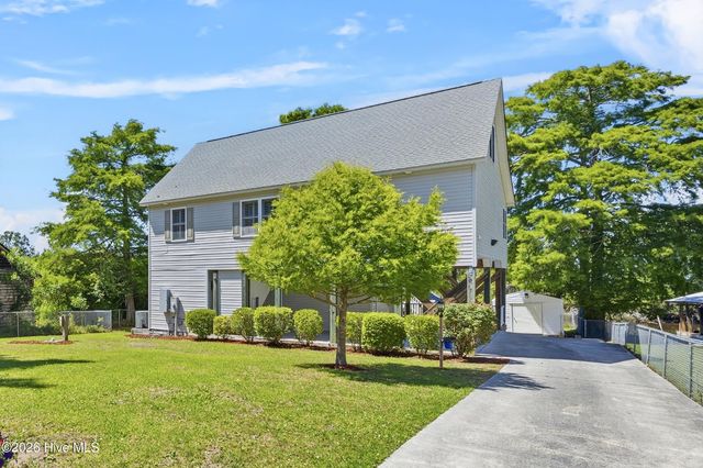 141 Sherrill Loop Road, Sneads Ferry, NC 28460