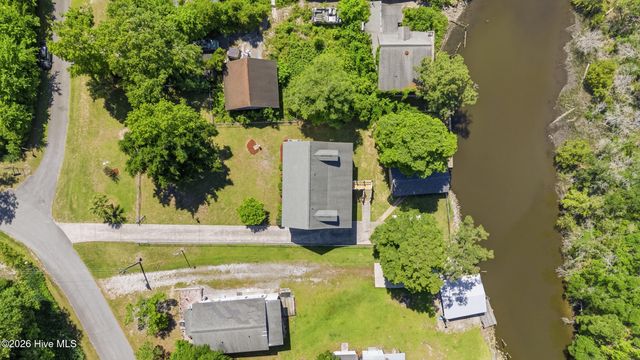 141 Sherrill Loop Road, Sneads Ferry, NC 28460