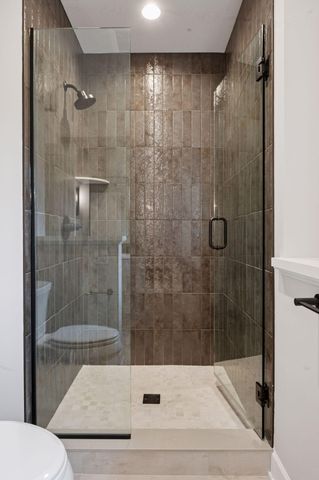 592 Harbor Court, Shoreview, MN 55126