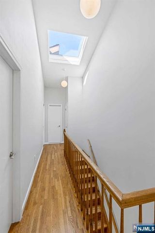 2480 6th Street A, Fort Lee, NJ 07024