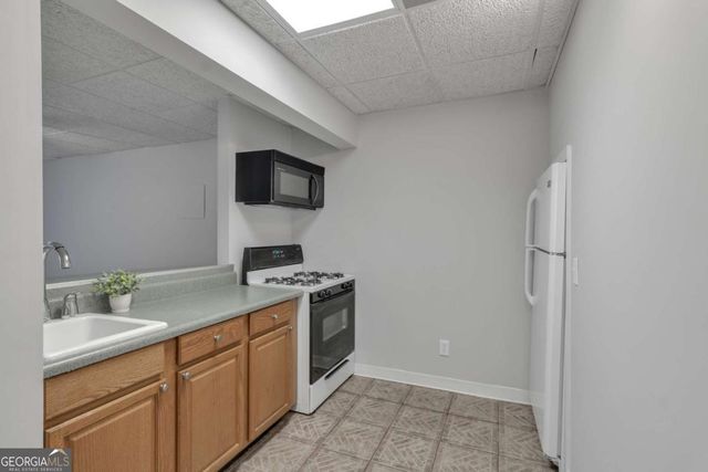 3633 Elinburg Cove Trail, Buford, GA 30519