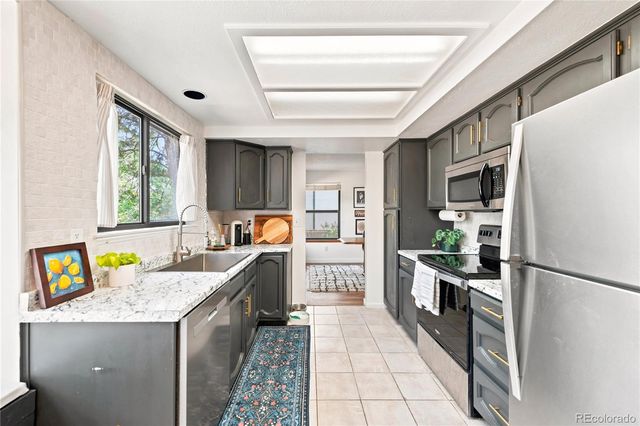5026 S Evanston Street, Aurora, CO 80015