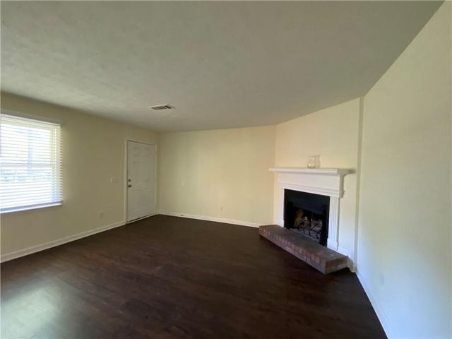 1981 Patterson Circle, Lawrenceville, GA 30044