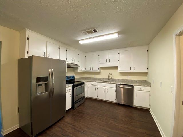 1981 Patterson Circle, Lawrenceville, GA 30044